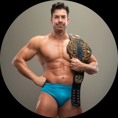 M A X I M I L I E N's profile picture