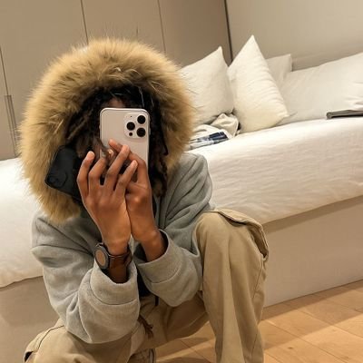𝐀𝐫𝐭𝐡𝐮𝐫's profile picture