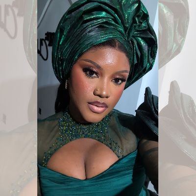 The__Lois's profile picture