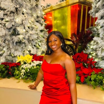 Queen-E 💕's profile picture