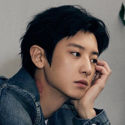 loey ☽̶☾'s profile picture