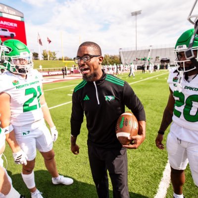 coachDJDavis's profile picture