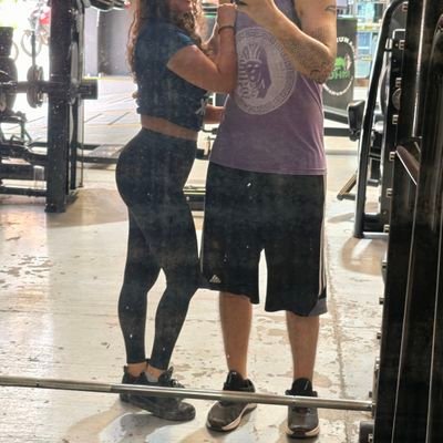 Ella_y_yogdl's profile picture