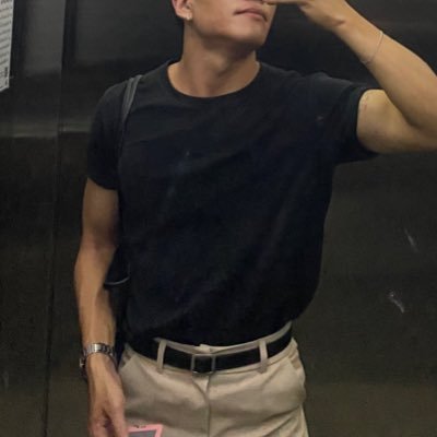 isqueror's profile picture