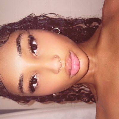 Ymani Mariee's profile picture
