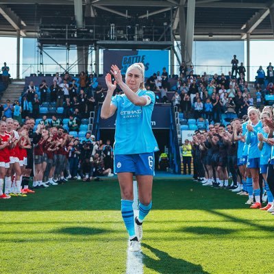 stephhoughton2's profile picture