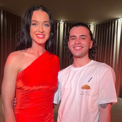 hasan 🦋🩹's profile picture