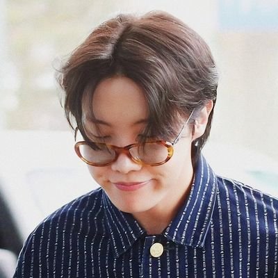 lovesjiminieah's profile picture