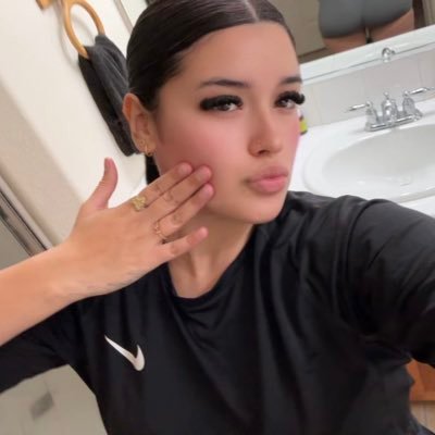 Lexxanisettee's profile picture