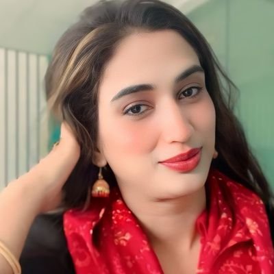 Maria Naqvi // ماریہ نقوی's profile picture
