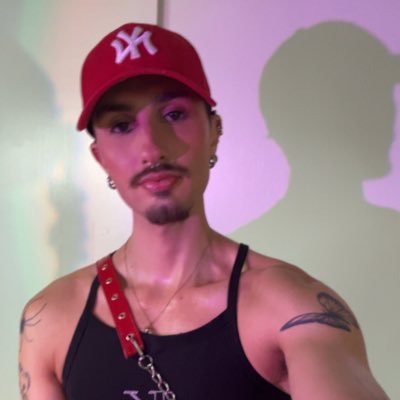 headbeyhive's profile picture