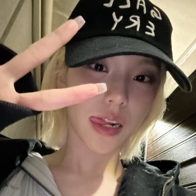 와플's profile picture