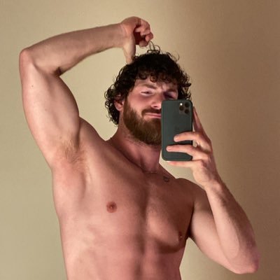 _simpleboy95's profile picture