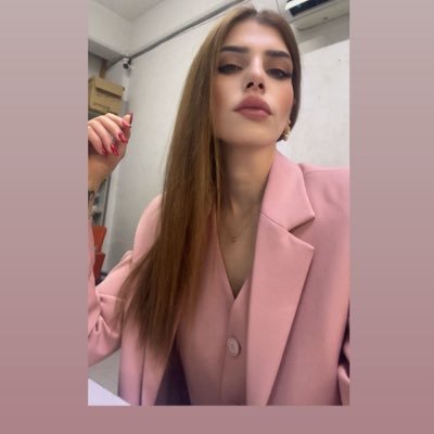 101515Esra's profile picture