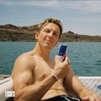 enes's profile picture