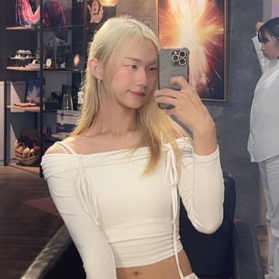 tin yen's profile picture