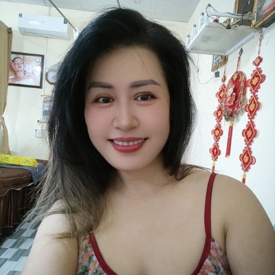 kim261775's profile picture
