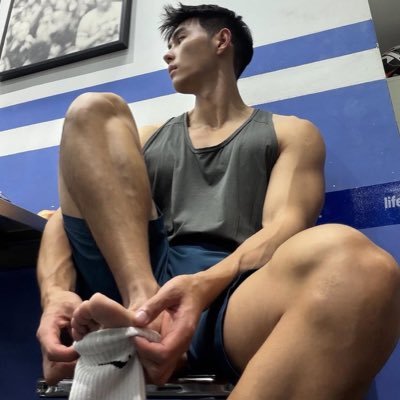 boystudio005's profile picture