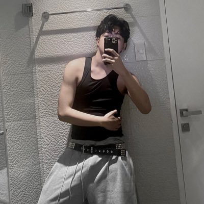 k's profile picture