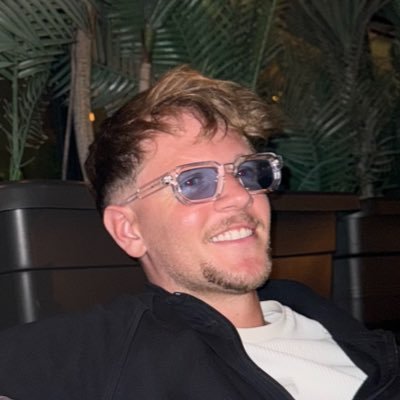 mr_alexlogan's profile picture