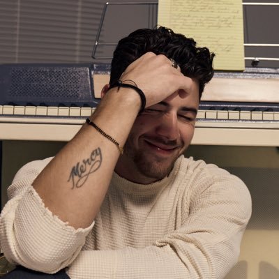 Nick Jonas's profile picture