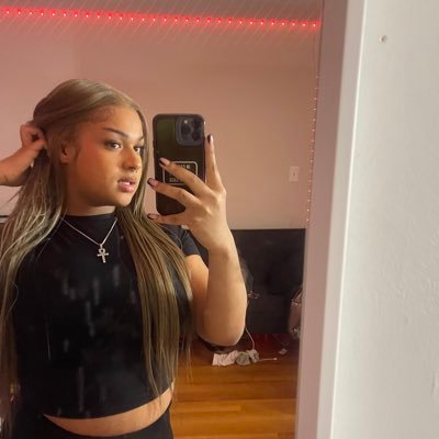 bratMAJ's profile picture