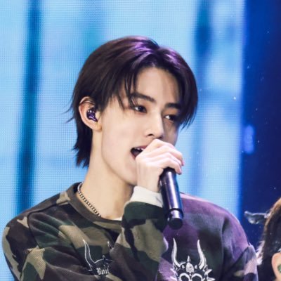 ๐บ๐๐๐๐๐๐๐๐.'s profile picture