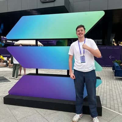 Angus's profile picture