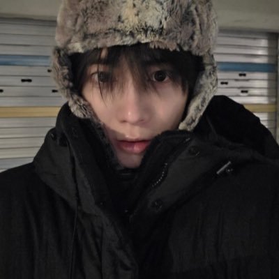 louminousdoggo's profile picture