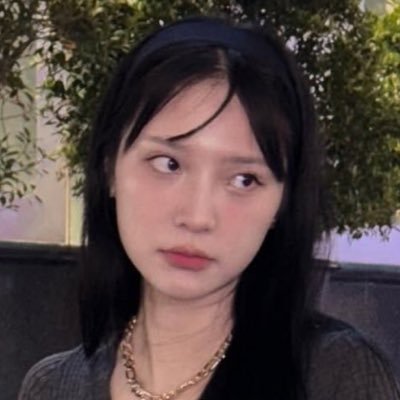 valen 𝄞𝄢's profile picture