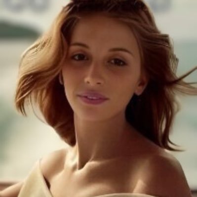 laladaniella's profile picture