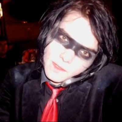 vee😄's profile picture