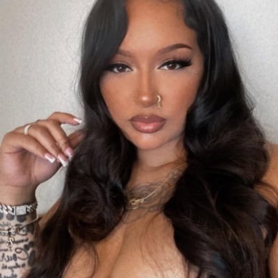 OfficialPiinkDiamond's profile picture