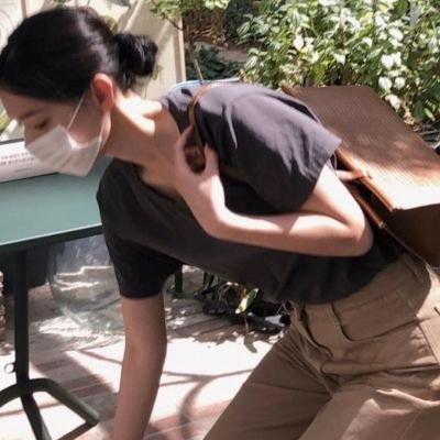 GriseldaBu15436's profile picture