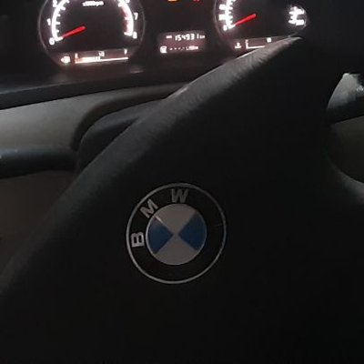 اسمر يا بت's profile picture