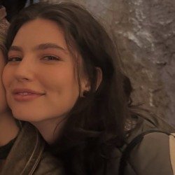 mia's profile picture