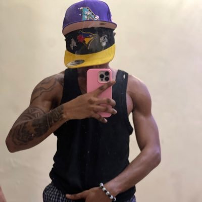S_Lu_tty_Be_ASt's profile picture