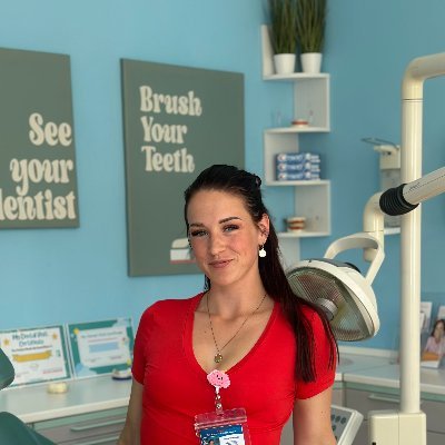 emma dental's profile picture