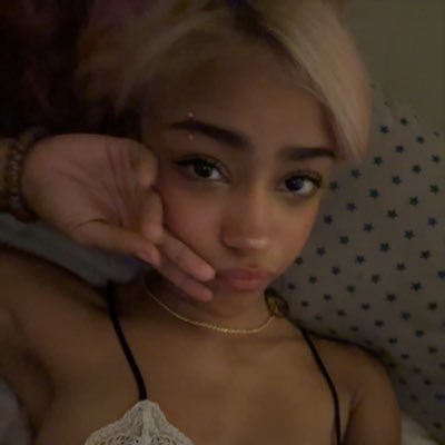 luckylittlelia's profile picture