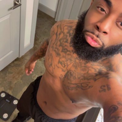 SubmissiveSt3ve's profile picture