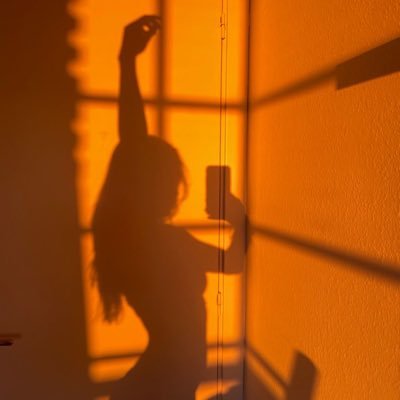 R's profile picture