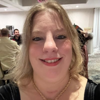AnUnabashedNerd's profile picture