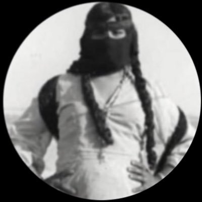 ‏﮼لحظة's profile picture