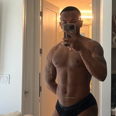 EB's profile picture