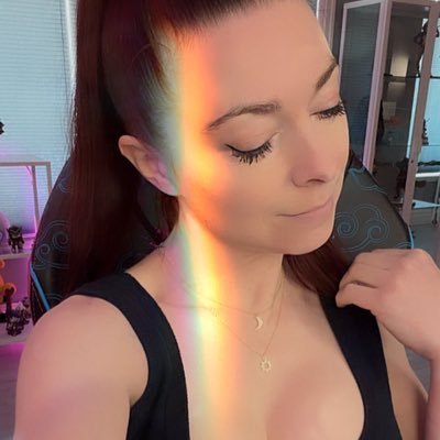 neonpuddles's profile picture