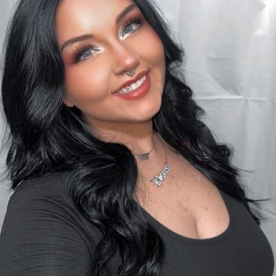 Mommy Megan ❤️'s profile picture