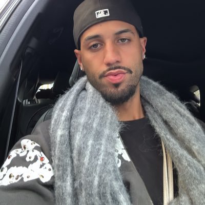 sin city🍒's profile picture