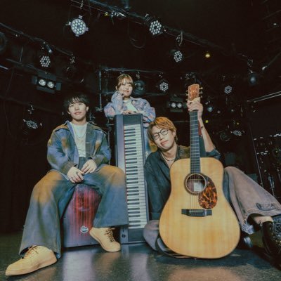 laugh__room's profile picture