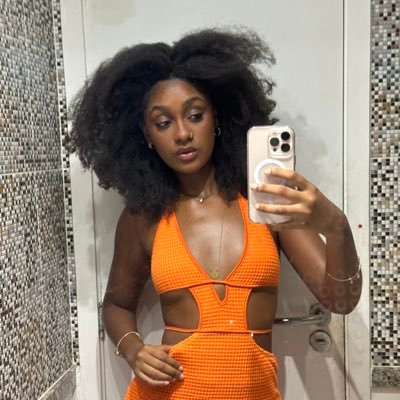 afroduraa's profile picture
