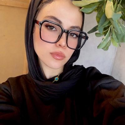 دِيـ,ـنـــاْ's profile picture